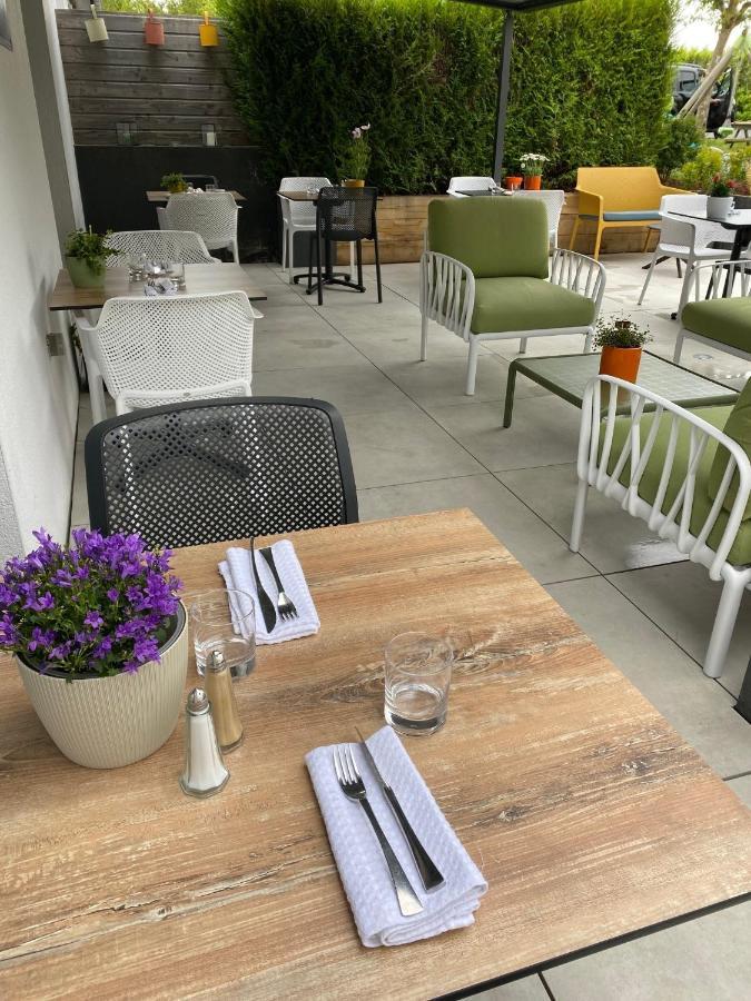 Hotel Restaurant L'Eskemm St Brieuc-Tregueux Екстер'єр фото